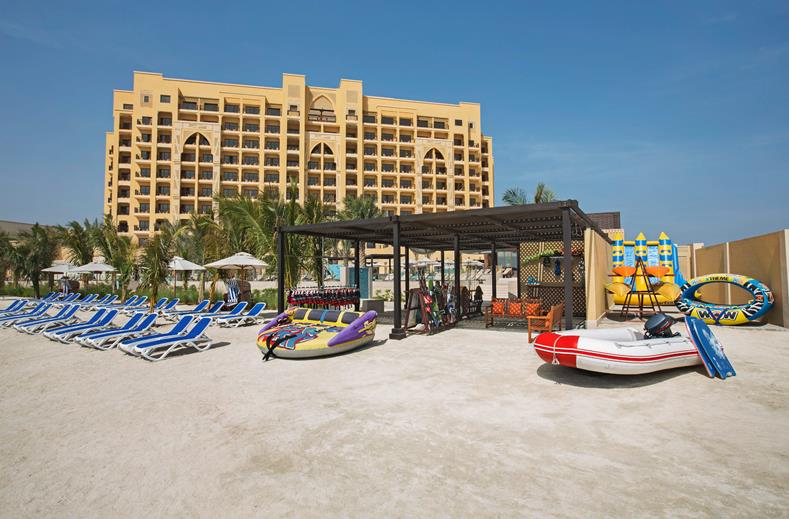 Hilton DoubleTree Marjan Island Resort & Spa