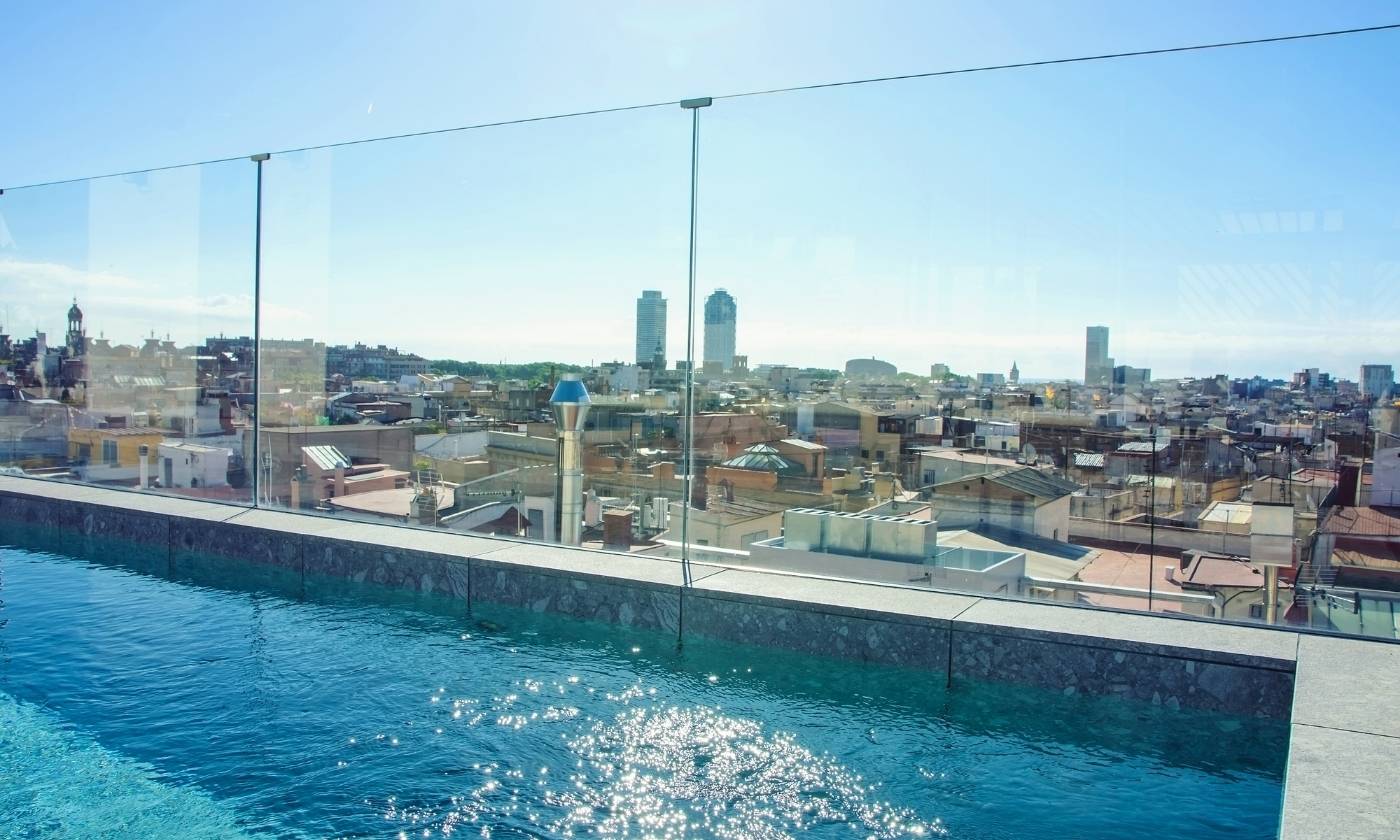 Hotel Barcelona met zwembad op het dak